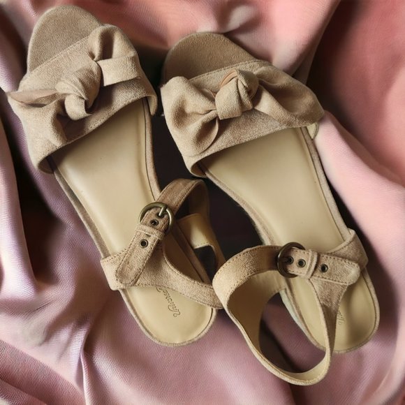 Universal Thread platform sandals - Picture 4 of 4